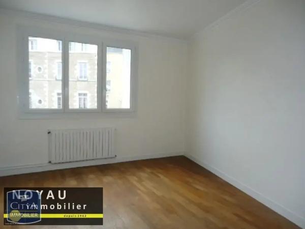 Appartement à louer 4 pièces 93m²