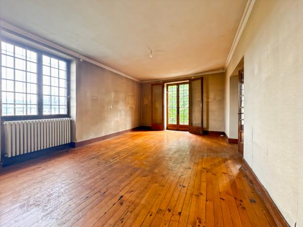 Massieux (01600) À Vendre Appartement Rez de Jardin plateau - Reyrieux