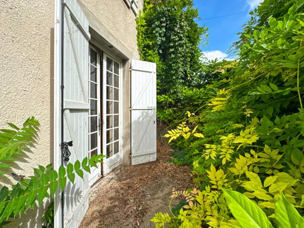 Massieux (01600) À Vendre Appartement Rez de Jardin plateau - Reyrieux