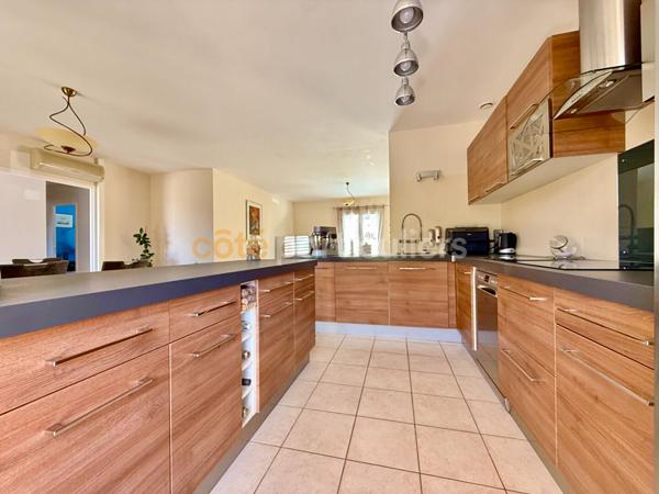 Vente Villa118 m² - 6 Pièces - LUNEL (34400)