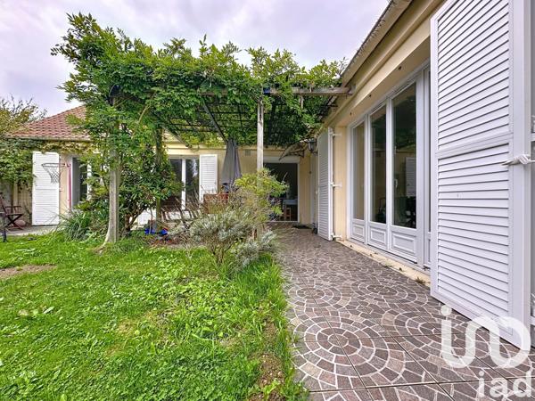 Maison à vendre 6 pièces 127 m² Rambouillet