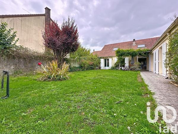 Maison à vendre 6 pièces 127 m² Rambouillet