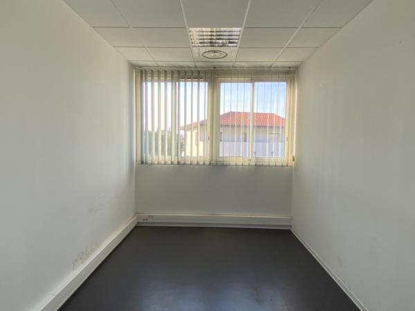 LOCAUX D'ACTIVITES A LOUER ESPACE POLYGONE PERPIGNAN