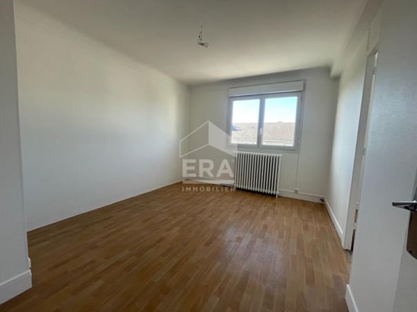 À louer - Maison familiale de 90 m² avec  SOUS-SOL TOTAL, JARDIN et GARAGE - Quartier Dunois, Orléans