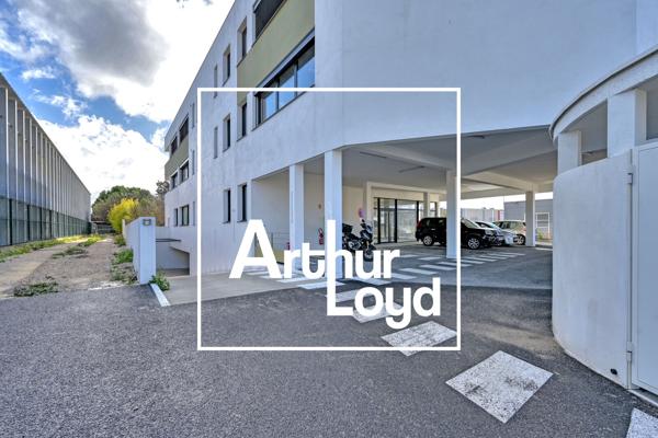 Bureaux à louer à Lattes avec terrasses privatives et parkings inclus