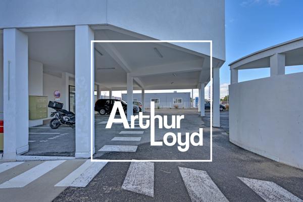 Bureaux à louer à Lattes avec terrasses privatives et parkings inclus