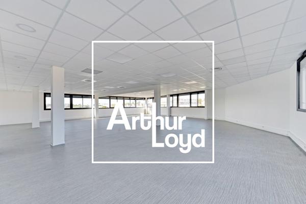 Bureaux à louer à Lattes avec terrasses privatives et parkings inclus