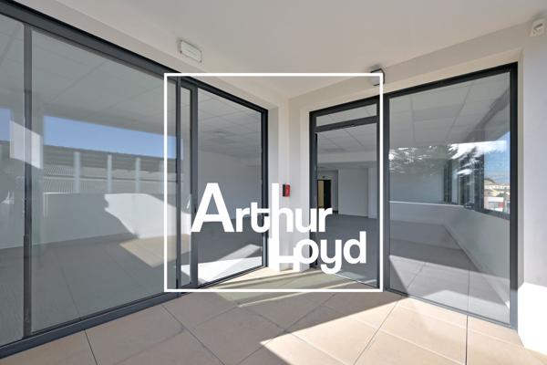 Bureaux à louer à Lattes avec terrasses privatives et parkings inclus