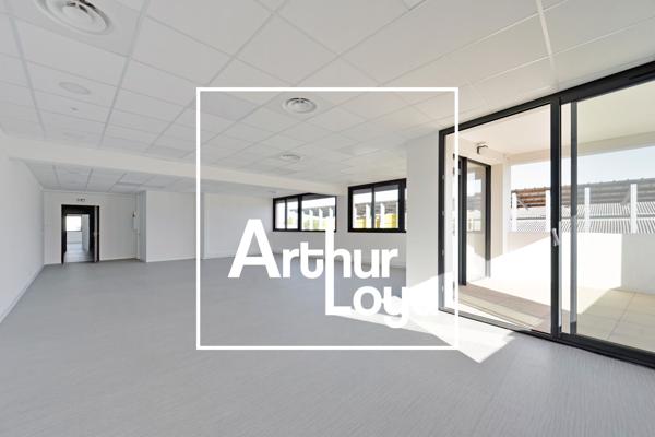 Bureaux à louer à Lattes avec terrasses privatives et parkings inclus