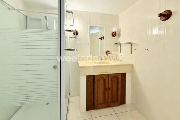 Maison à vendre 9 pièces de 225 m² à Montauroux