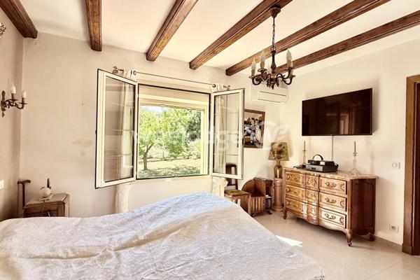 Maison à vendre 9 pièces de 225 m² à Montauroux