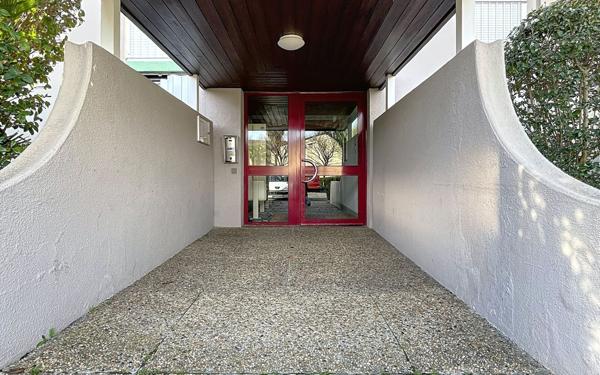 Appartement à vendre    2 pièces • 48 m2 Billère