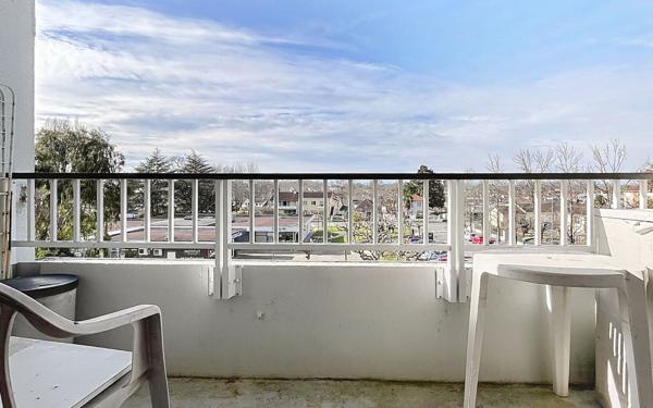 Appartement à vendre    2 pièces • 48 m2 Billère