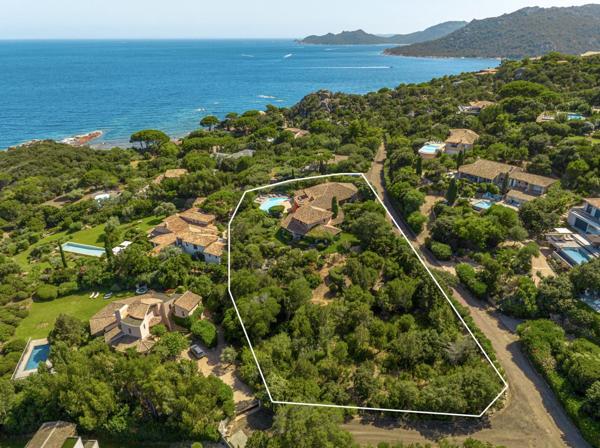 Vente Villa de luxe Porto-Vecchio 10 Pièces 420 m²