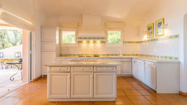 Vente Villa de luxe Porto-Vecchio 10 Pièces 420 m²