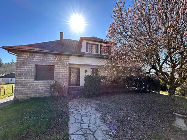 Maison * 8 Pièces * 237 M² * 19250 Meymac * 240 000  €