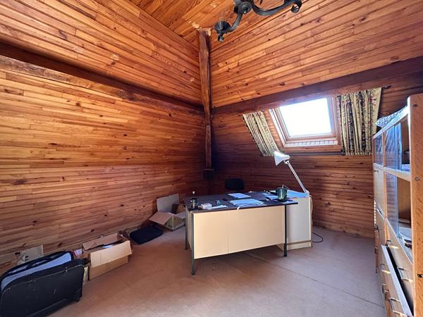 Maison * 8 Pièces * 237 M² * 19250 Meymac * 240 000  €