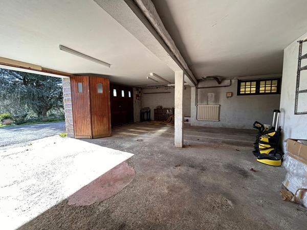 Maison * 8 Pièces * 237 M² * 19250 Meymac * 240 000  €