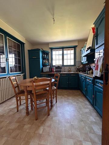 Maison * 8 Pièces * 237 M² * 19250 Meymac * 240 000  €