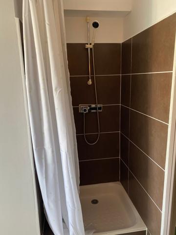 IMMEUBLE 6 appartements loués en meublés / superbe état