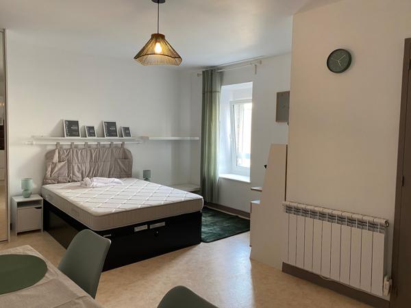 IMMEUBLE 6 appartements loués en meublés / superbe état