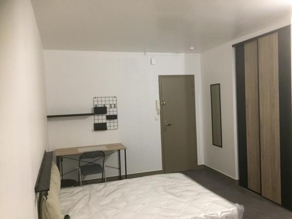 IMMEUBLE 6 appartements loués en meublés / superbe état