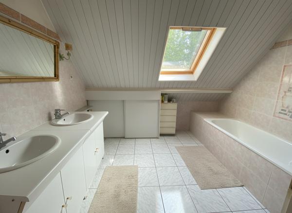 Maison  à vendre à Meaux - 5 pièces, 120 m² sur terrain de 700 m²