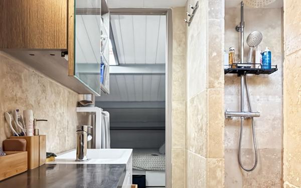 Appartement à vendre    2 pièces • 23,05 m2 Bandol