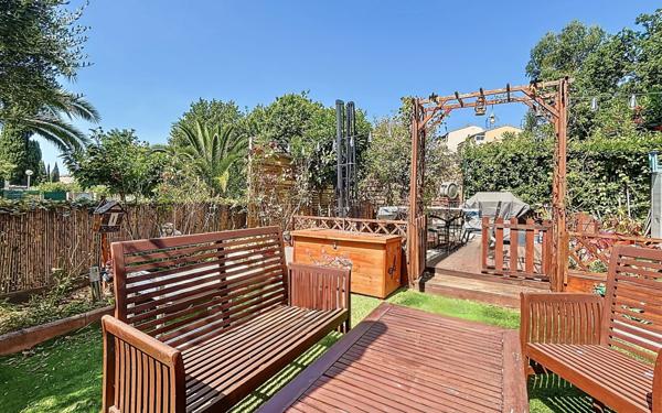 Appartement à vendre    3 pièces • 67,53 m2 Fréjus