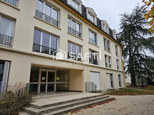COMPIÈGNE – ROYALLIEU | Studio meublé et loué – Investissement locatif de qualité
