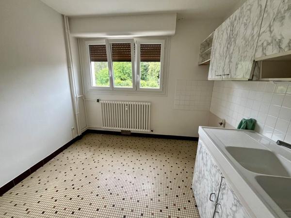 Appartement à vendre 140 400 € Blois 4 p 75 m² DPE D