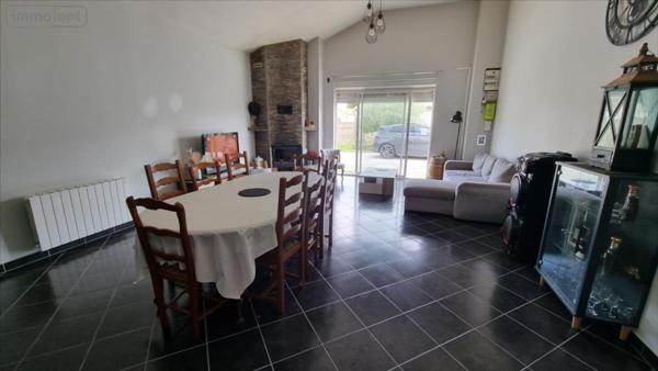 Maison individuelle à vendre à Jonzac en Charente-Maritime (17500), ref : 1857