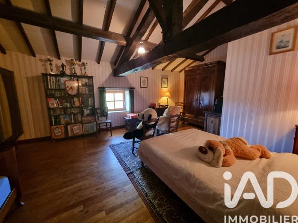 Maison à vendre 8 pièces 230 m² Charroux