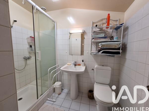 Maison à vendre 8 pièces 230 m² Charroux