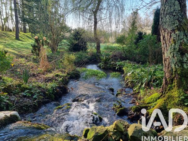 Maison à vendre 8 pièces 230 m² Charroux