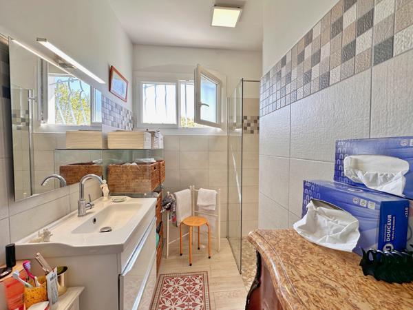 Maison à vendre à Saint-Aigulin (17360) - Charente-Maritime