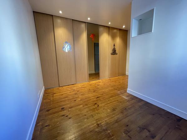 Corbeil-Essonnes (91100) Appartement T2 + Bureau avec Jardin Privatif