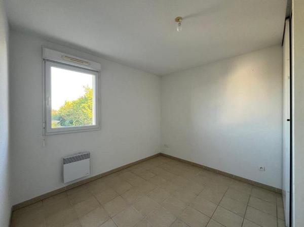Appartement à louer 595 € CC Blaye 2 p 40 m² DPE C