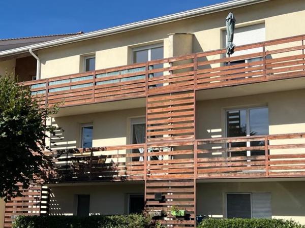 Appartement à louer 595 € CC Blaye 2 p 40 m² DPE C