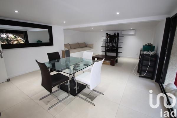 Maison à vendre 6 pièces 235 m² Saint-Mathieu-de-Tréviers