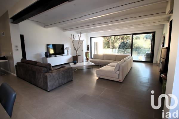 Maison à vendre 6 pièces 235 m² Saint-Mathieu-de-Tréviers