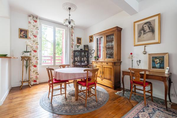 Maison Le Vésinet 5 pièce(s) 103.72 m2 Le vÉsinet Maison Le Vésinet 5 pièce(s) 103.72 m2 Le vÉsinet