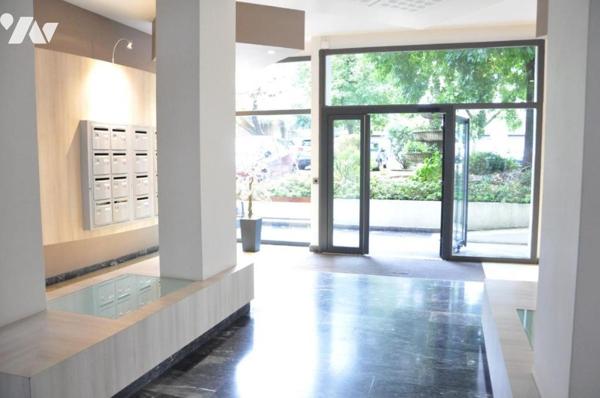 TARBES APPARTEMENT T2 Vue Pyrénées, ascenseur