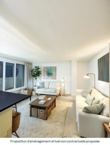 Appartement à vendre, 3 pièces rénovées avec deux Loggias, idéal pour une famille qui aime l'espace ou pour un bel investissement locatif