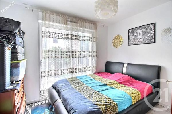 Maison à vendre  5 pièces - 102 m 2   CHATEAU THIERRY  - 02
