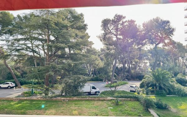 Appartement à vendre    3 pièces • 75,35 m2 Cagnes-sur-Mer