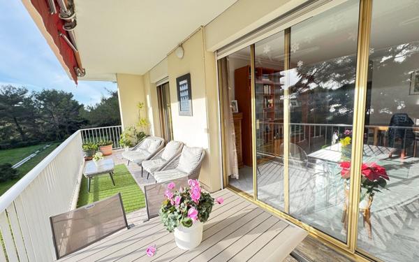 Appartement à vendre    3 pièces • 75,35 m2 Cagnes-sur-Mer