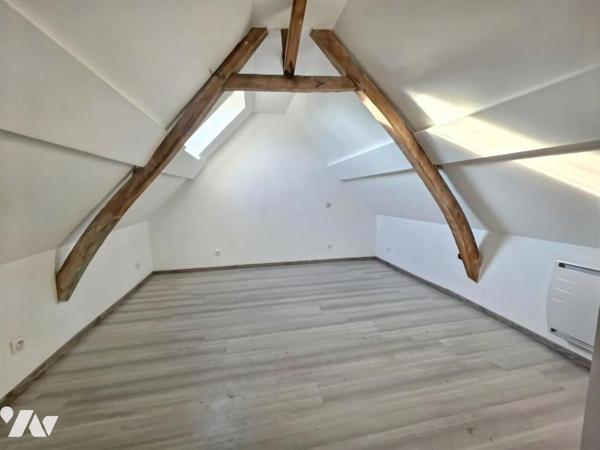 Maison semi plain-pied avec 2 chambres et jardin