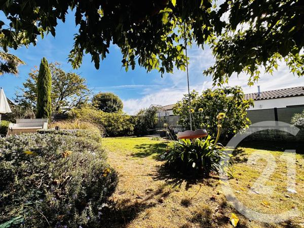 Maison à vendre  3 pièces - 73 m 2   FOURAS  - 17