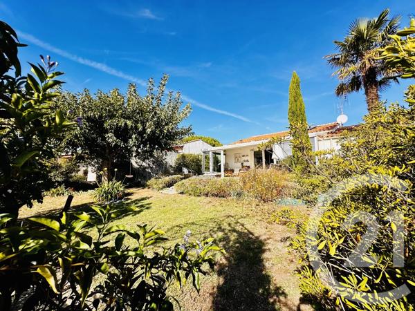 Maison à vendre  3 pièces - 73 m 2   FOURAS  - 17